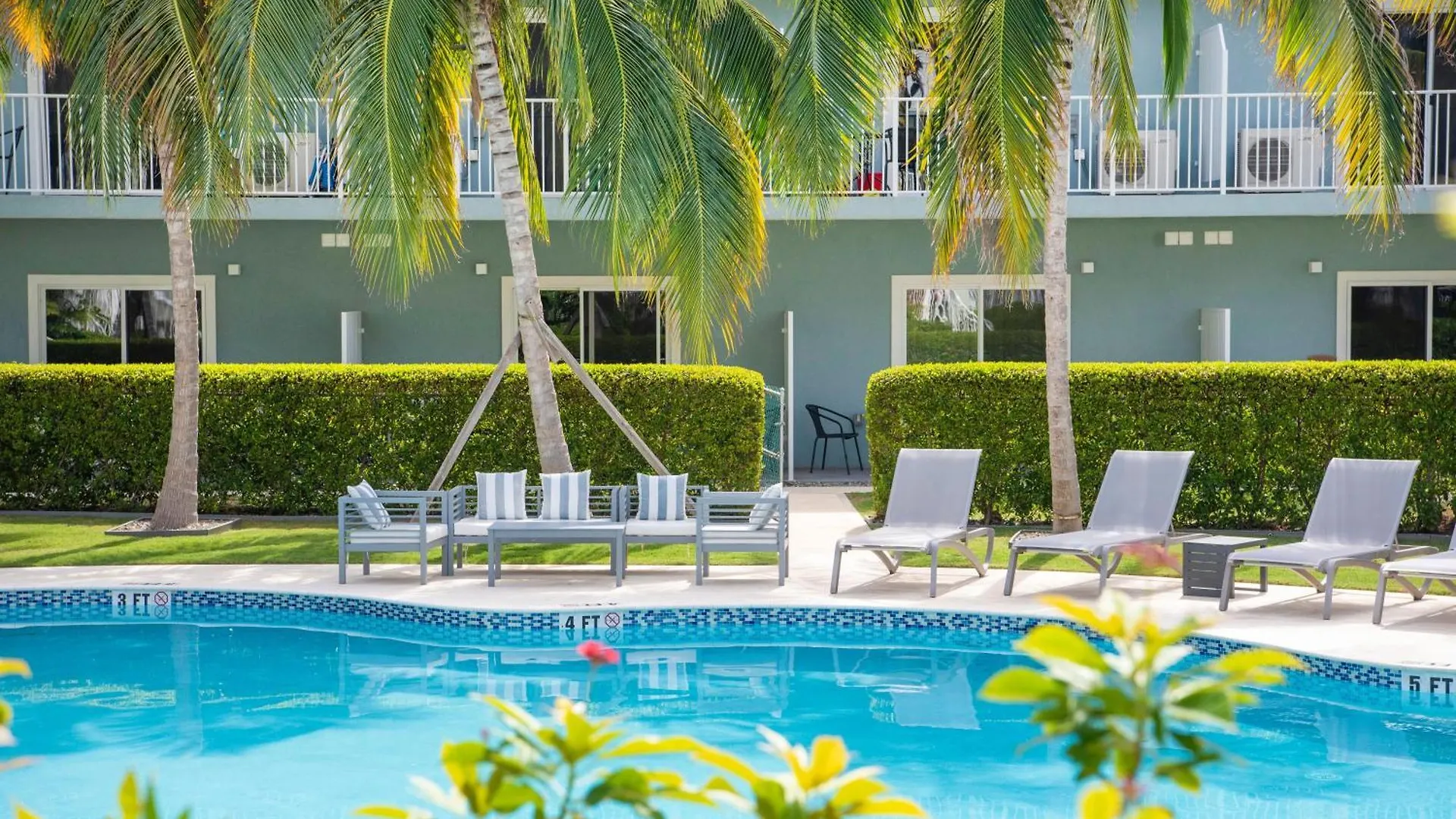 Casa de Férias Summertime Suites #50 West Bay